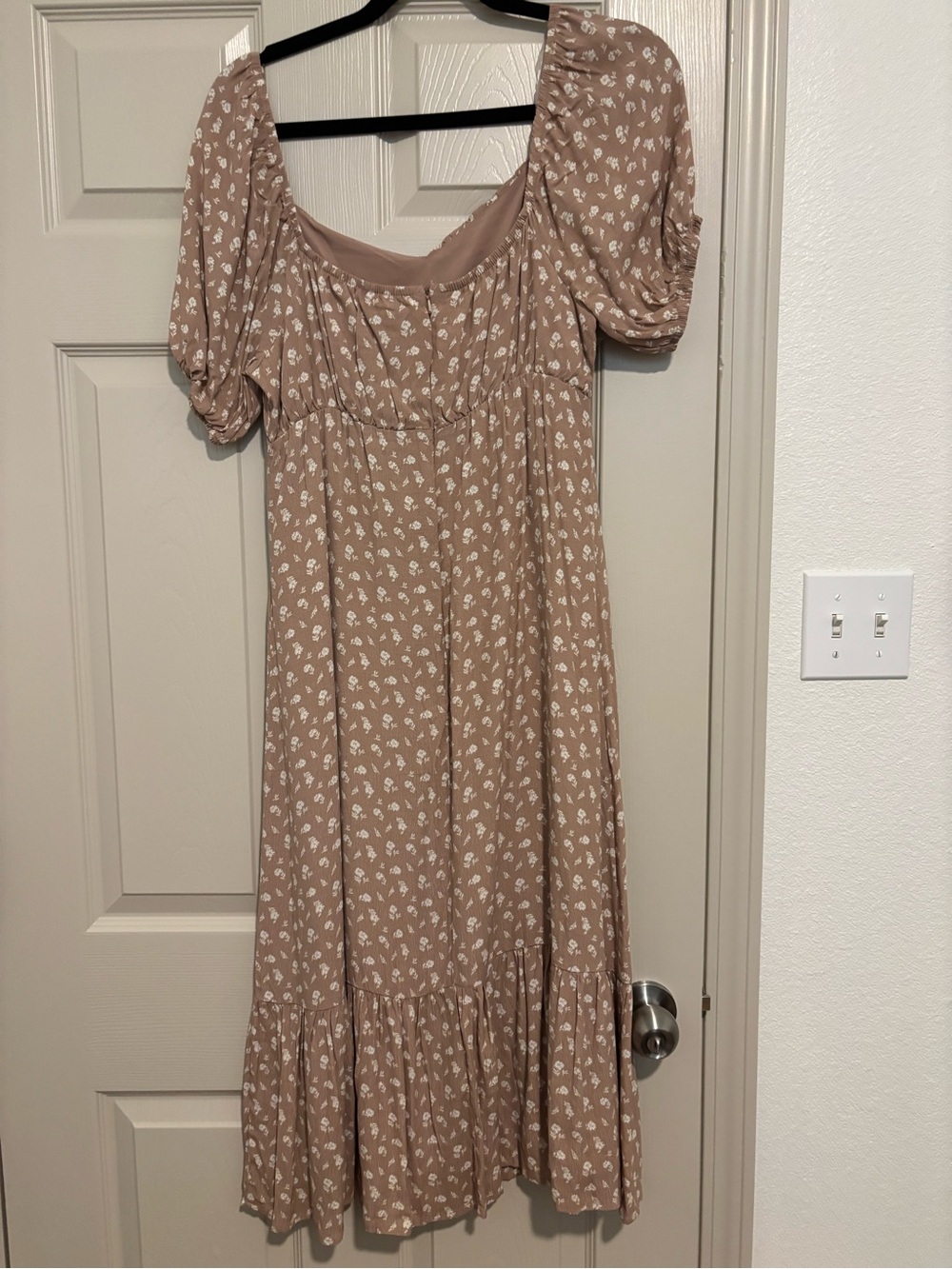 Women's Beige Floral Midi Dress with Puff Sleeves